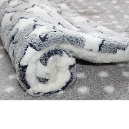 Flannel Pet Sleeping Pad – Soft, Thick & Perfect for Naps Anywhere
